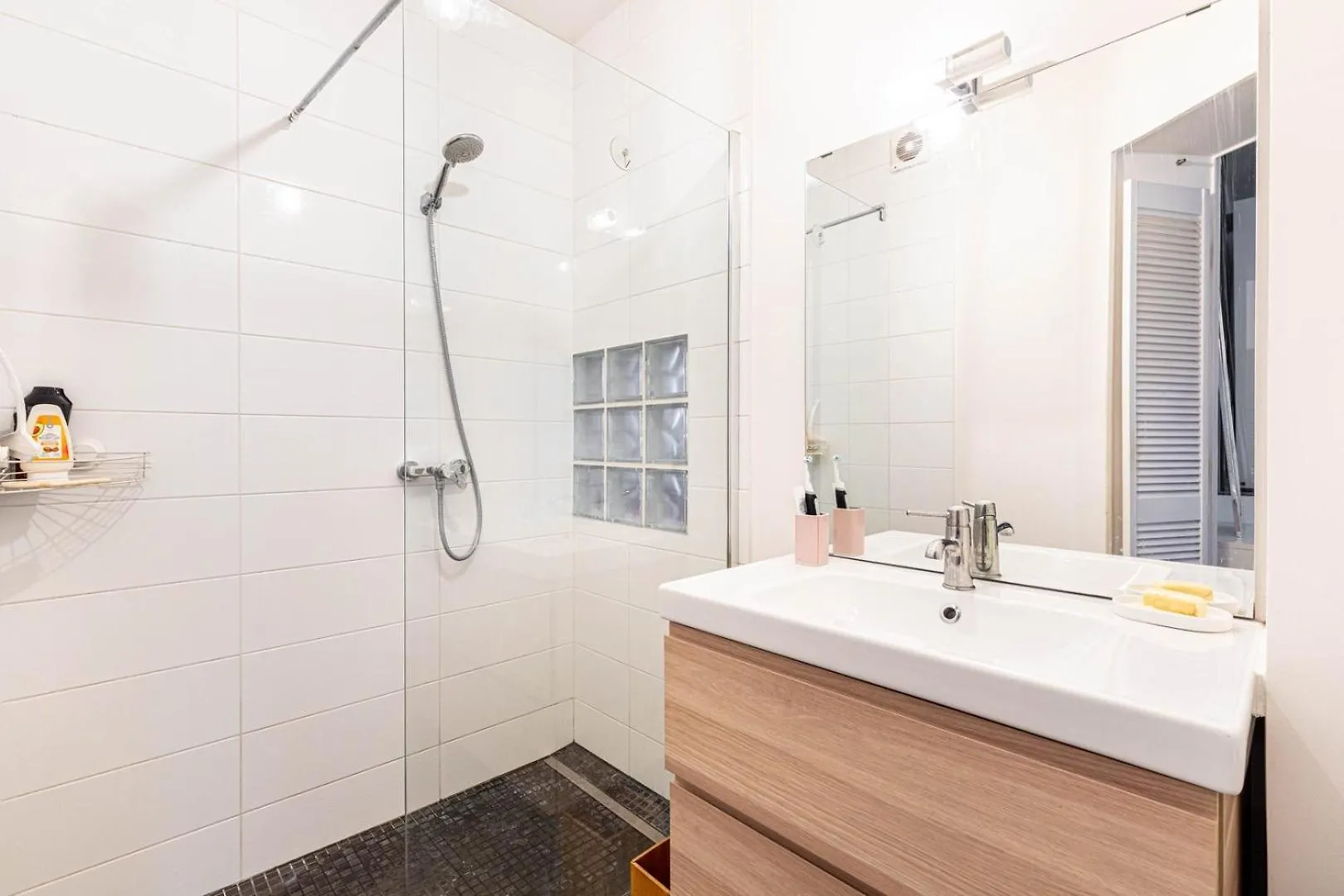 Daire Guestready - Sejour Dans Le 18eme